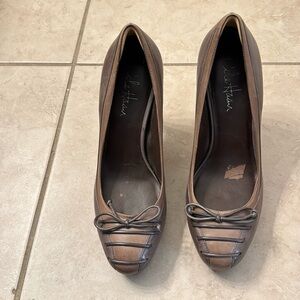 Brown Cole Haan pumps
